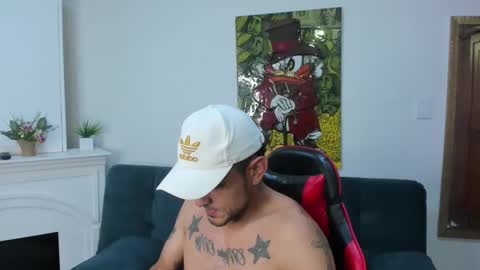 jacob_stonne online show from May 22, 11:17 am