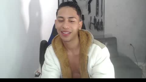 Snapshot of jacob_wolf_xxx chatting on September 11, 3:19 am jacob online show from September 11, 3:19 am