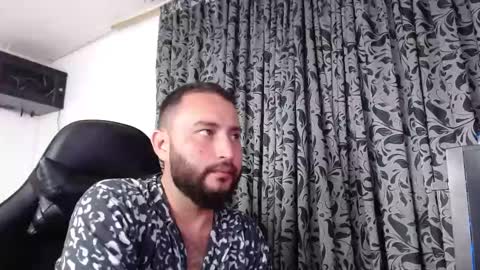 Snapshot of jacobkingd chatting on February 20, 3:34 am jacobkingd online show from February 20, 3:34 am