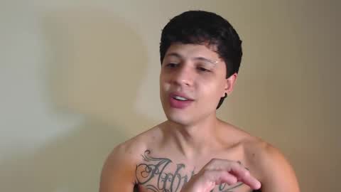 Snapshot of jacobsexxx chatting on January 14, 3:53 am Jacob   online show from January 14, 3:53 am