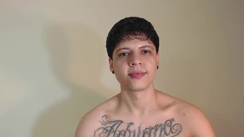 Snapshot of jacobsexxx chatting on December 24, 12:44 am Jacob   online show from December 24, 12:44 am