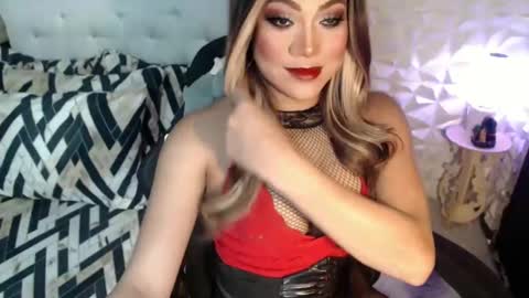 Snapshot of jacque_cole chatting on February 1, 1:23 am Jacque online show from February 1, 1:23 am