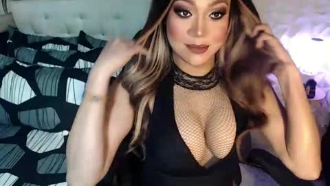 Snapshot of jacque_cole chatting on March 1, 11:15 pm Jacque online show from March 1, 11:15 pm