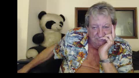 Snapshot of jacques_de_france chatting on September 17, 4:16 am Jacques online show from September 17, 4:16 am