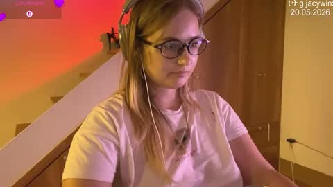 jacywinslat online show from May 20, 2:34 pm