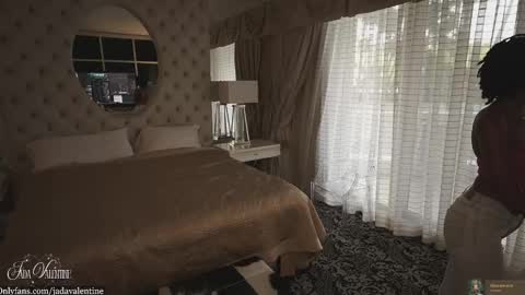 Jada online show from January 11, 2:23 pm