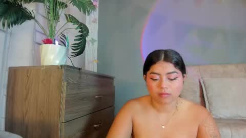  Jade Brunete  online show from June 17, 8:25 pm