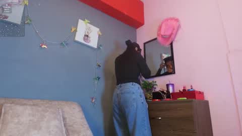  Jade Brunete  online show from March 9, 8:13 pm