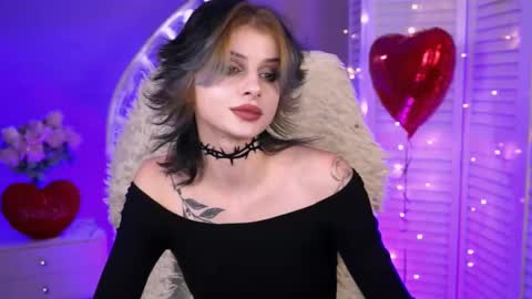 jade_castle online show from February 15, 5:41 am