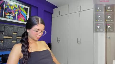 jade_lovv online show from May 15, 1:19 pm
