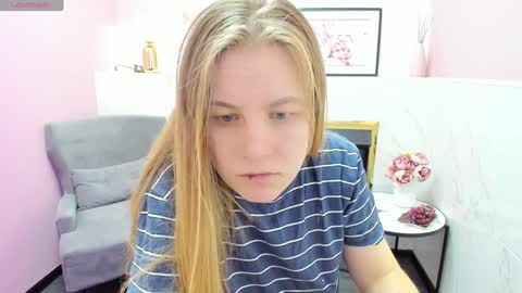 Jade online show from January 11, 4:46 pm