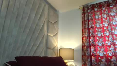 Jade  online show from November 23, 11:19 am