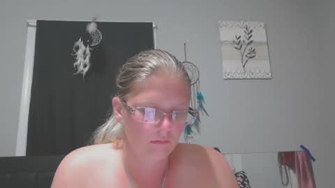 JadeLuv online show from October 3, 1:26 am