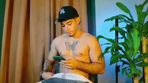 Jaden Feynman online show from February 17, 1:25 am