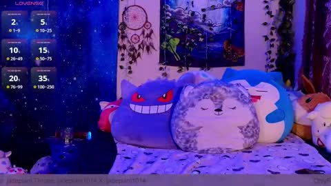 Snapshot of jadeplant chatting on October 5, 7:54 pm jadeplant online show from October 5, 7:54 pm