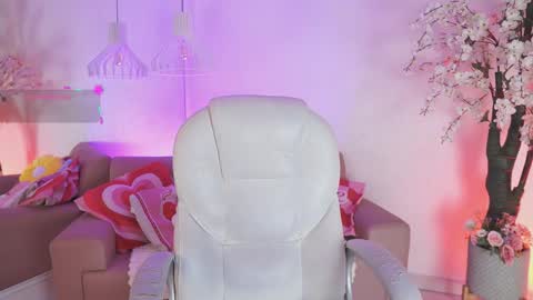 Jade Summer online show from February 10, 11:46 am