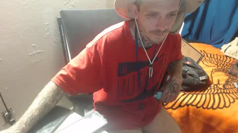 Snapshot of jake265897 chatting on October 11, 6:51 am showingitoff online show from October 11, 6:51 am