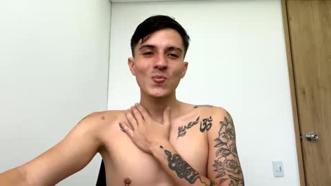 Snapshot of jake_boersma chatting on February 21, 10:37 pm JAKE BOO online show from February 21, 10:37 pm