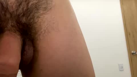 Snapshot of jake_boersma chatting on January 5, 12:42 am JAKE BOO online show from January 5, 12:42 am