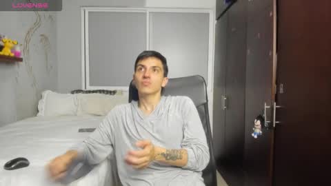 Snapshot of jake_boersma chatting on October 6, 1:45 am JAKE BOO online show from October 6, 1:45 am