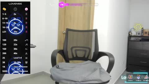 Snapshot of jake_boersma chatting on January 29, 12:01 am JAKE BOO online show from January 29, 12:01 am