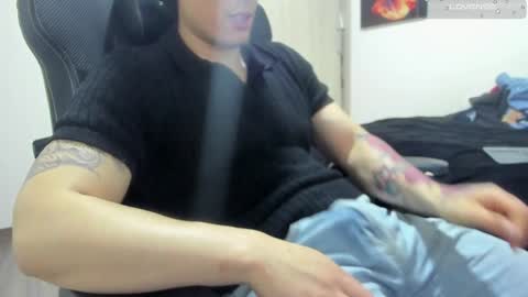 jake_murphy online show from December 23, 5:06 am