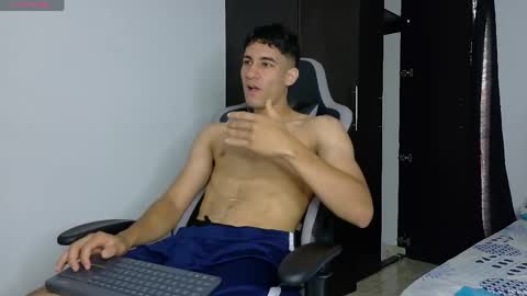 JakeMonroe online show from April 15, 4:10 pm