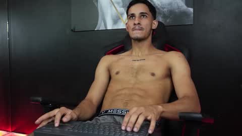 JakeMoxley online show from November 17, 5:04 pm