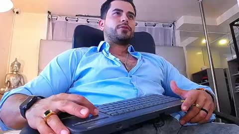 JakeSkye online show from April 18, 6:04 am