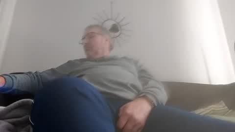 jakob120966 online show from December 15, 10:33 am