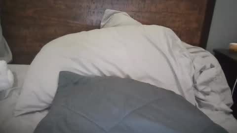 Snapshot of james484444 chatting on October 9, 10:15 pm james484444 online show from October 9, 10:15 pm