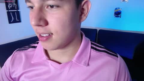 james_cr online show from March 2, 11:33 pm