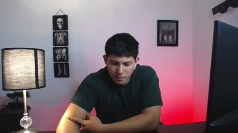 james_cr online show from October 22, 2:26 am