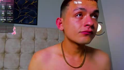 JAMES AND LILIE online show from January 8, 2:50 am