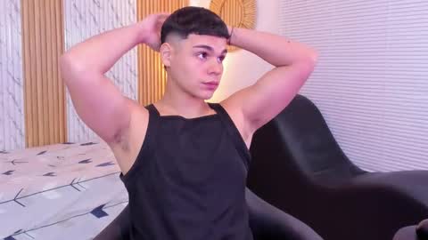 James online show from October 18, 8:35 pm