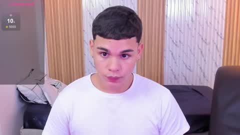 James online show from November 15, 9:16 pm