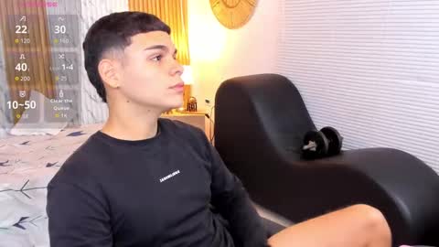 James online show from October 9, 8:03 pm