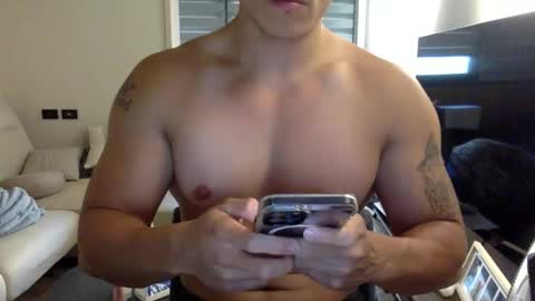 jamesmo820913 online show from September 11, 9:21 am