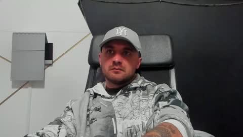 JamesMyers online show from June 2, 4:14 am