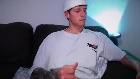 jamesss____ online show from February 27, 10:53 pm