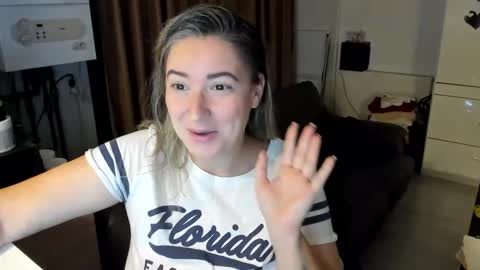 jamielanecb online show from December 4, 7:02 pm