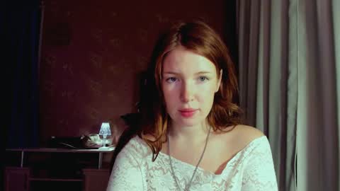 Snapshot of jane_and_star chatting on December 4, 8:12 pm Star online show from December 4, 8:12 pm