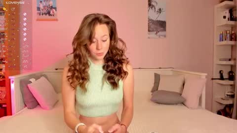 Snapshot of jane_danels chatting on October 31, 10:48 am Jane Danels online show from October 31, 10:48 am