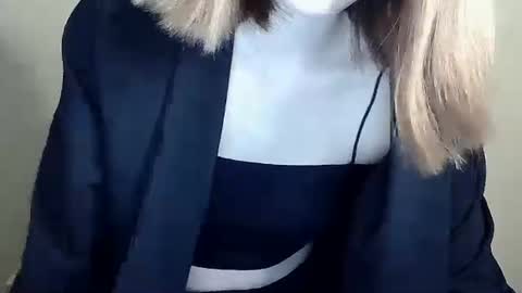 Jane online show from October 10, 3:18 pm