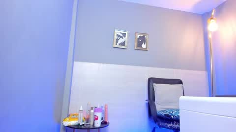 JANE  online show from March 5, 7:05 am