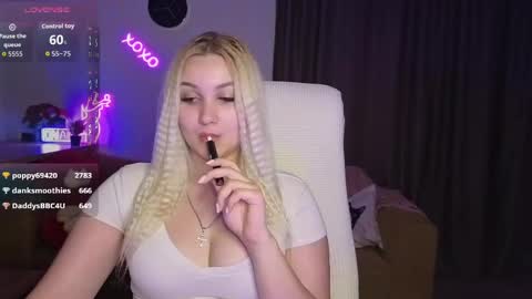 Jane online show from April 16, 9:39 pm