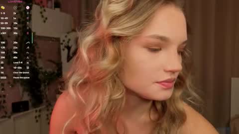 Hi Im Alice and here youll find something online show from December 19, 6:20 am