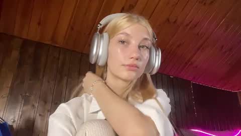 Elsa online show from June 23, 8:44 am