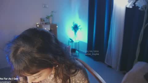   jmaybe e online show from April 29, 5:30 pm