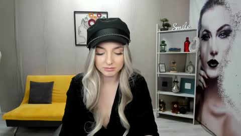 JaquelinLaurent online show from September 19, 8:34 pm